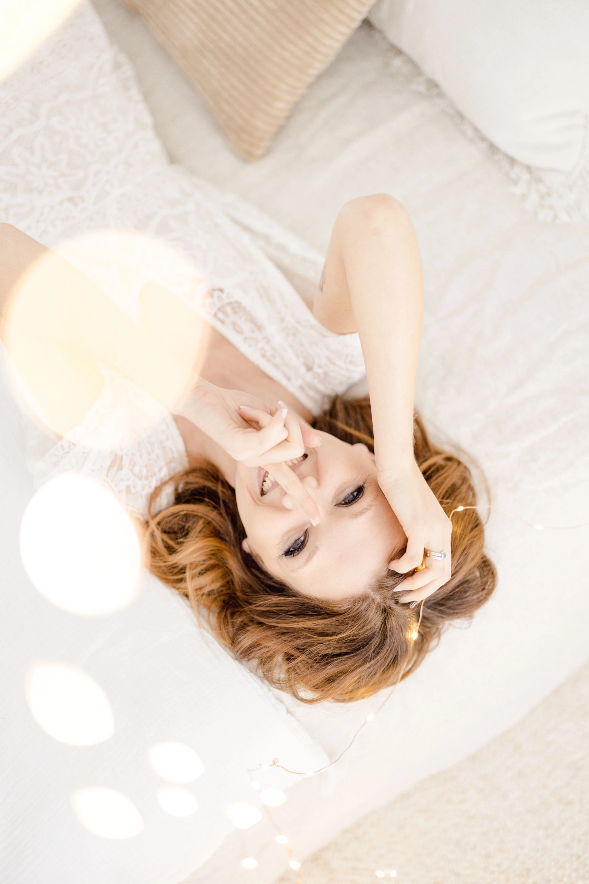 cheveux longs beige marron gris